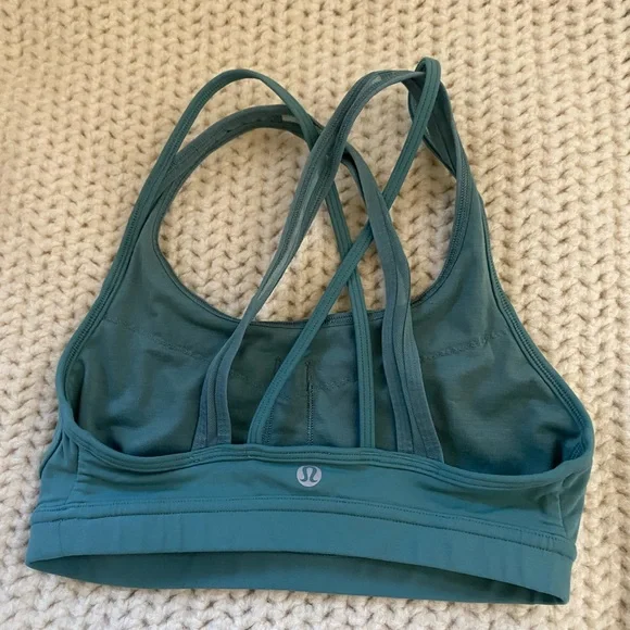 Lululemon sport bra. Size 2 - Picture 4 of 5